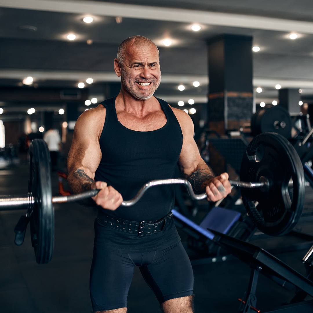 Man lifting weights Man lifting weights